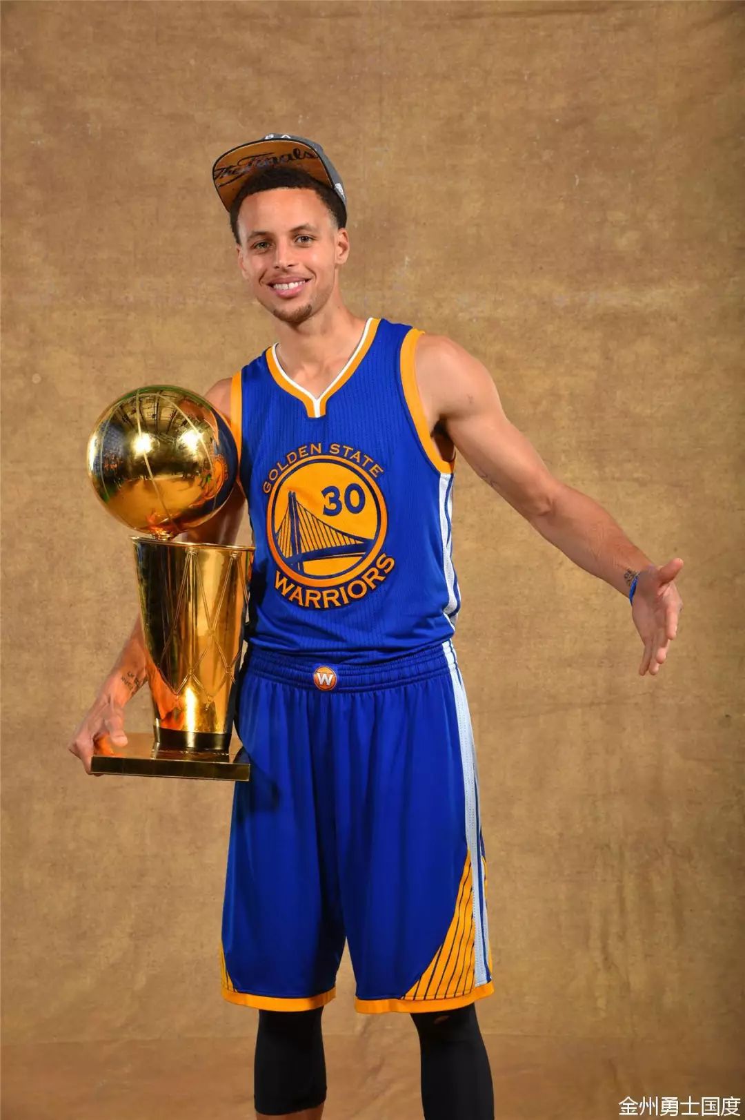 口存在感要 口存在感要