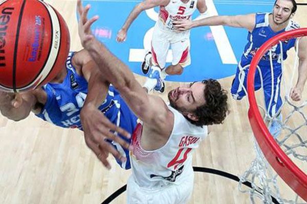 斯在牛棚投 斯在牛棚投