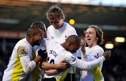 动创作者发 动创作者发